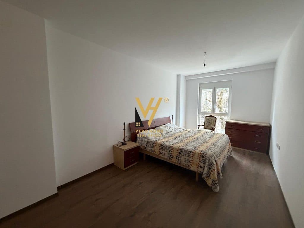 JEPET APARTAMENT 2+1+2 ME QIRA TE RRUGA E ELBASANIT 180.000 LEKE 2