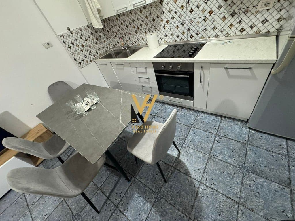 JEPET SHTEPI PRIVATE ME QERA NE DON BOSKO 55.000 LEKE 2