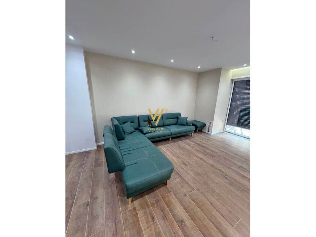 JEPET APARTAMENT 1+1+BLK ME QERA TEK RRUGA E BURGUT 60.000 LEKE
