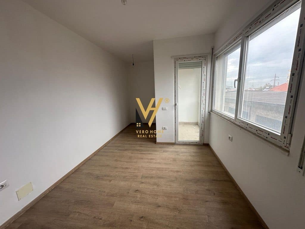 SHITET APARTAMENT 1+1+BLK NE DON BOSKO 128.000 EURO 3
