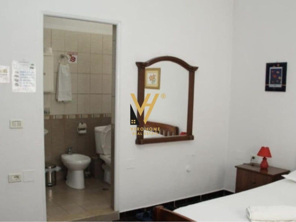 SHITET HOTEL 5 KATESH DHE SHTEPI PRIVATE TE RRUGA E ELBASANIT 1.750.000 EURO 3