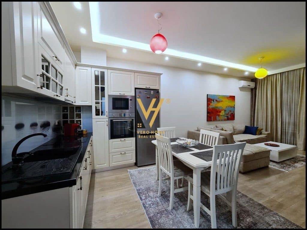 JEPET APARTAMENT 1+1+BLK ME QERA TE KIKA 2, KOMUNA E PARISIT 700 EURO