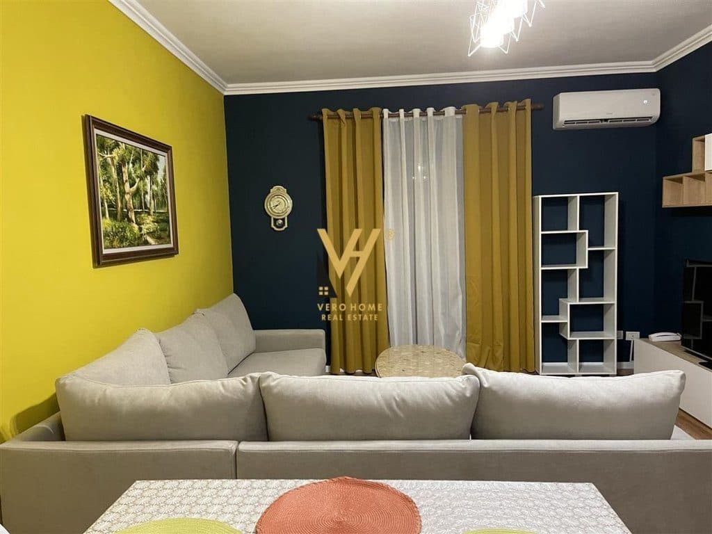 JEPET APARTAMENT 2+1+BLK ME QERA TE RRUGA FERIT XHAJKO 600 EURO