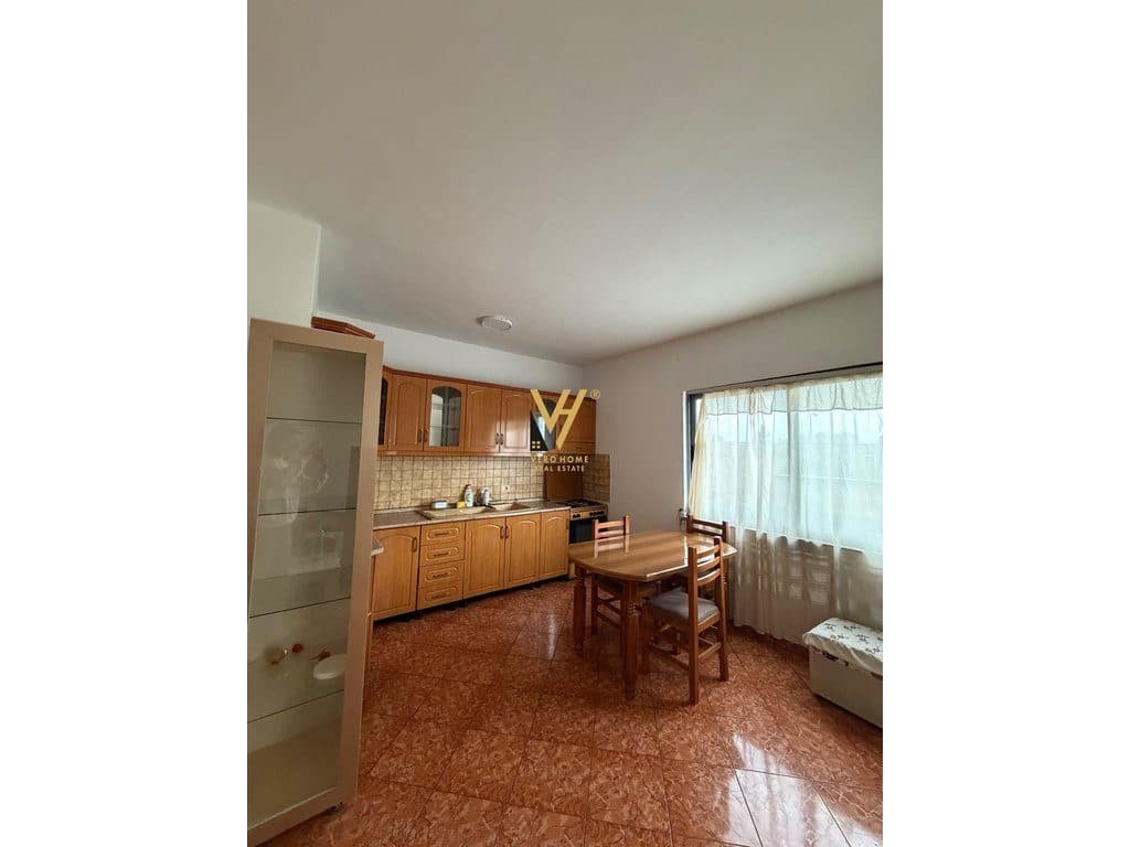 JEPET APARTAMENT 2+1+2+BLK ME QERA TE QSUT 42.000 LEKE