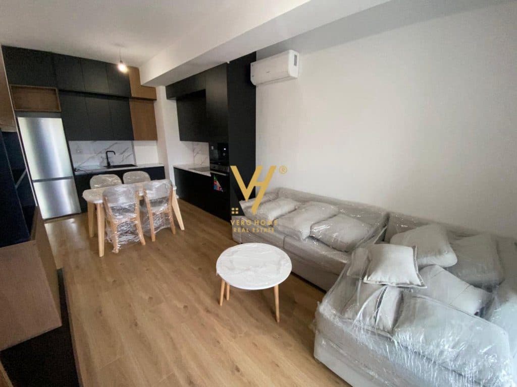 JEPET APARTAMENT 1+1+BLK ME QIRA TE ALI DEMI, KOMPLEKSI KAIMI 450 EURO