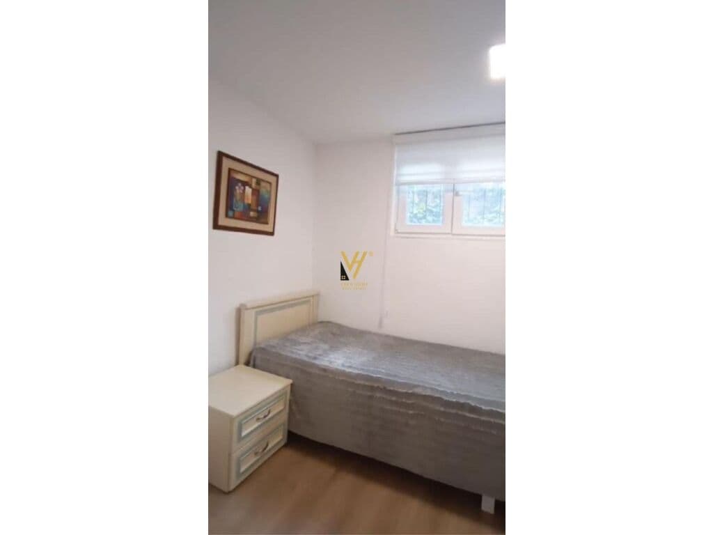 Jepet Apartament 2+1+ballkon me qera te Rruga Bardhok Biba , Qender 75 m2 2