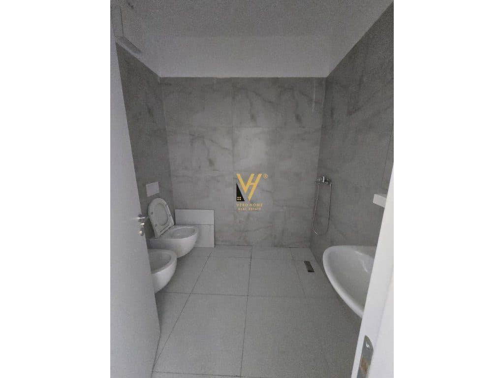 JEPET APARTAMENT 1+1 ME QIRA TE UNIVERS CITY 450 EURO 4
