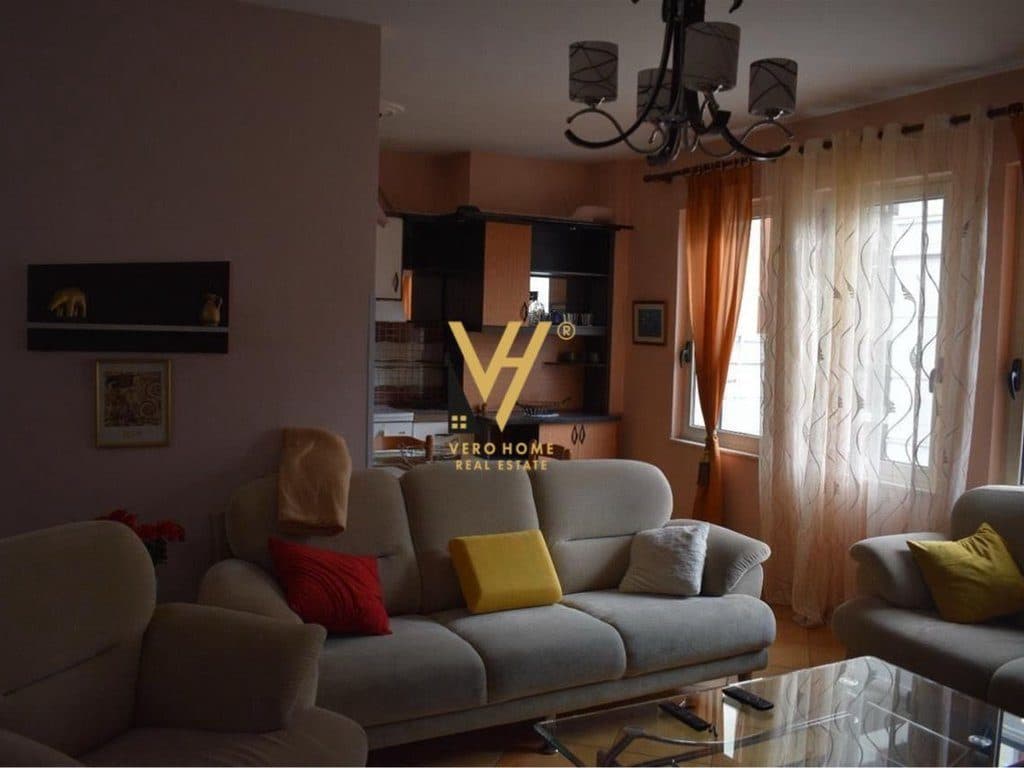 JEPET APARTAMENT 2+1+BLK ME QERA TE KODRA E DIELLIT 600 EURO