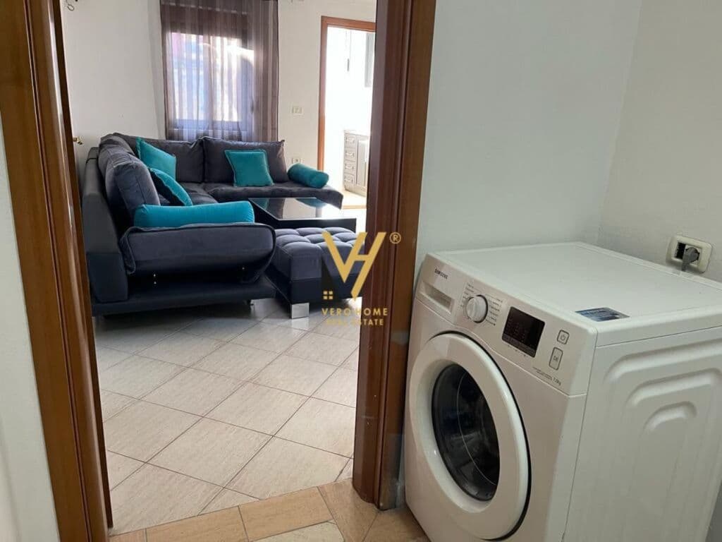 Shitet Apartament 1+1+ballkon te Brryli 50 m2 3