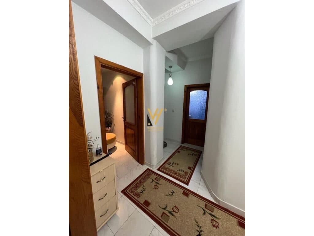Jepet Apartament 2+1 me qera te Brryli 100 m2 4