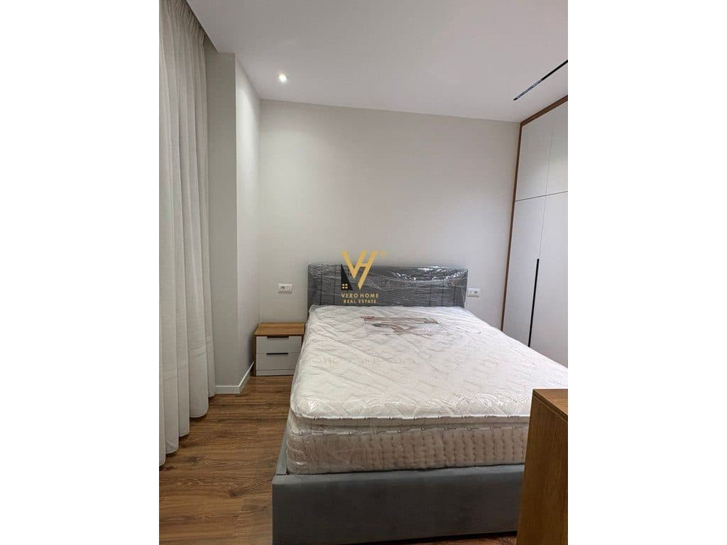 JEPET APARTAMENT 1+1 ME QIRA NE LAPRAKE 60.000 LEKE 4
