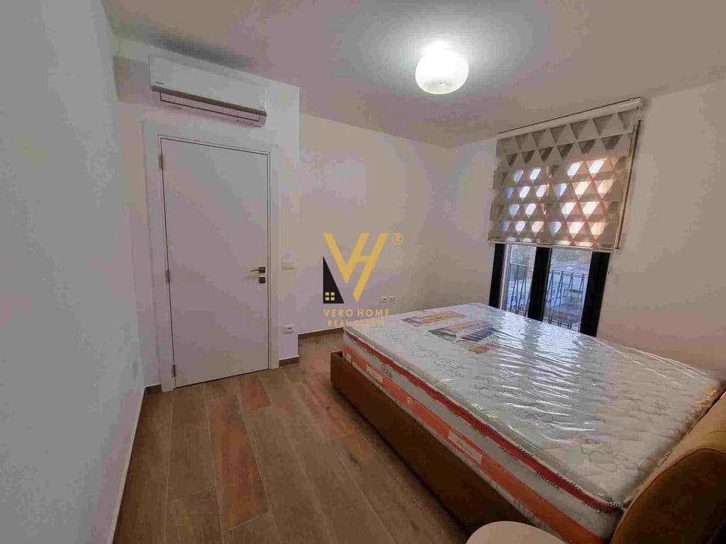 JEPET APARTAMENT 2+1+BLK ME QERA TE KOM.ZIRKON, QSUT 800 EURO 3
