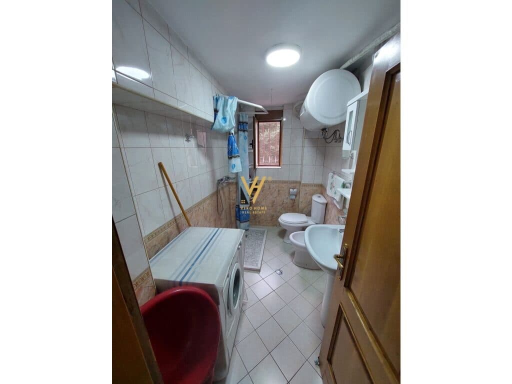 Shitet Apartament 2+1 te Ura e Tabakeve 99 m2 4