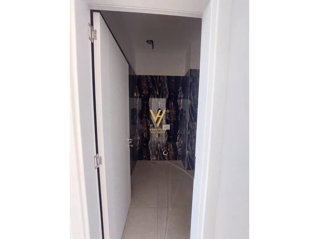 JEPET DYQAN 55 M2 ME QERA TE MINE PEZA 900 EURO 3