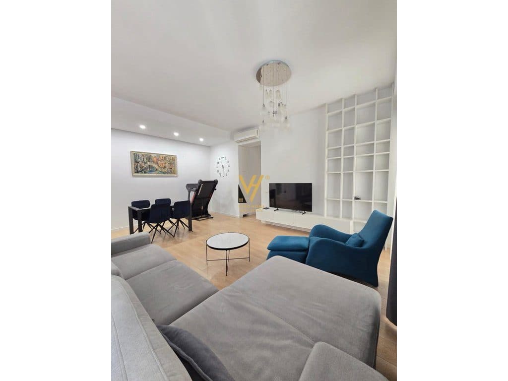 JEPET APARTAMENT 2+1+2+BLK ME QIRA TE KOMPLEKSI DELIJORGJI 1.200 EURO 3