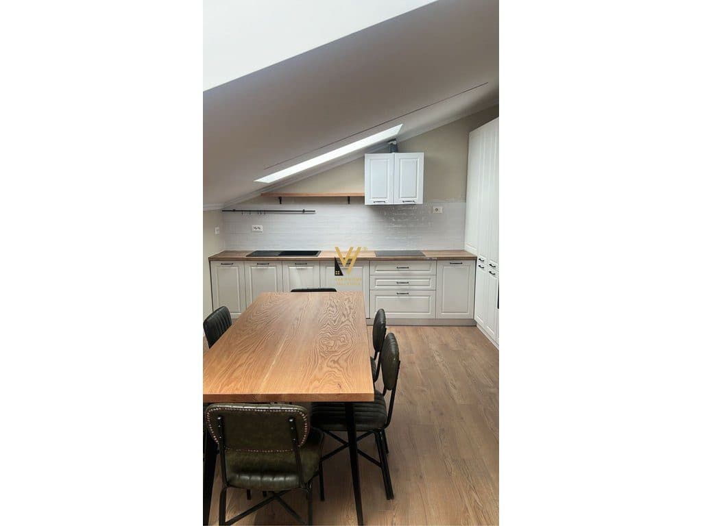 JEPET APARTAMENT 3+1+2+BLK ME QERA NE FRESK 1.000 EURO 2