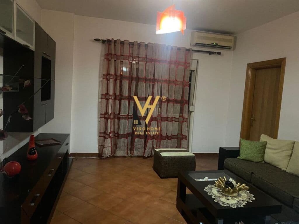 Shitet Apartament 2+1+ballkon te Rruga Ndre Mjeda 97 m2