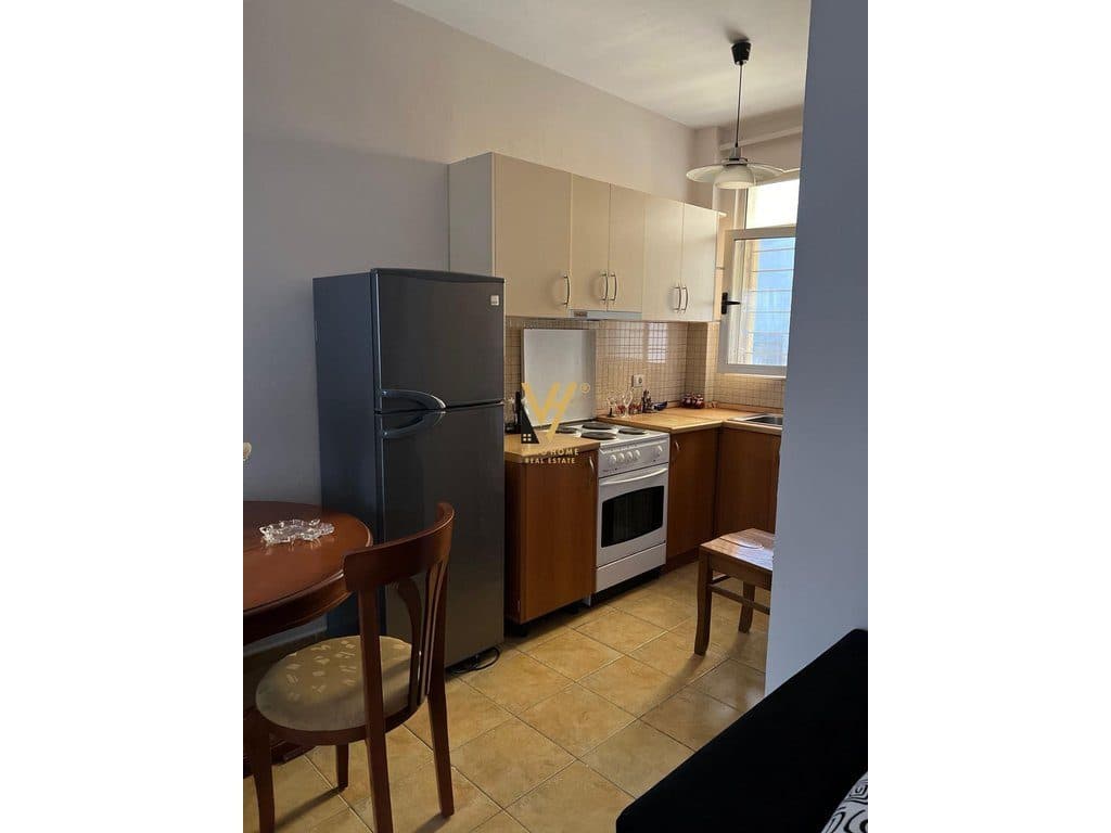 JEPET APARTAMENT 1+1+BLK ME QIRA TE MINE PEZA 60.000 LEKE 3