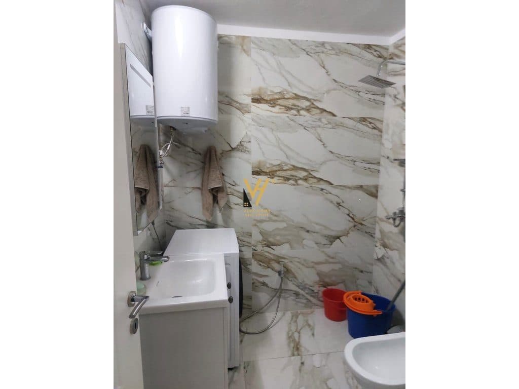 JEPET APARTAMENT 1+1+BLK TE SHKOLLA E BALETIT 50.000 LEKE 4