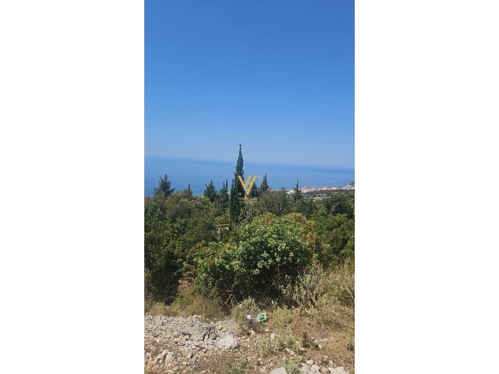 SHITET TOKE 1.500 M2 NE PIQERAS, SARANDE 100.000 EURO