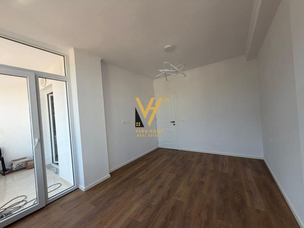SHITET APARTAMENT 1+1+ BLK TE RR.DRITAN HOXHA 128.000 EURO 2