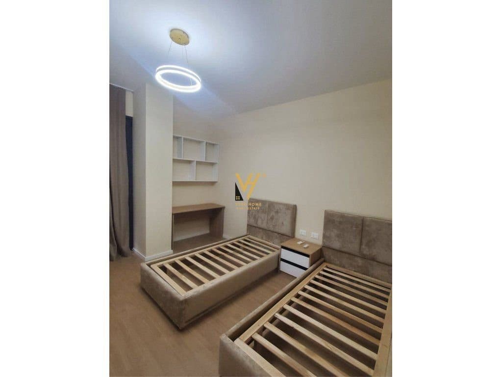 JEPET APARTAMENT 2+1+2+VERANDE ME QERA TE LIQENI I THATE 1.300 EURO 3