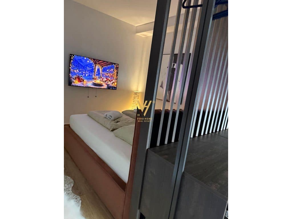 JEPET APARTAMENT 2+1+BLK ME QERA TE TOPTANI, QENDER 1.500 EURO 4