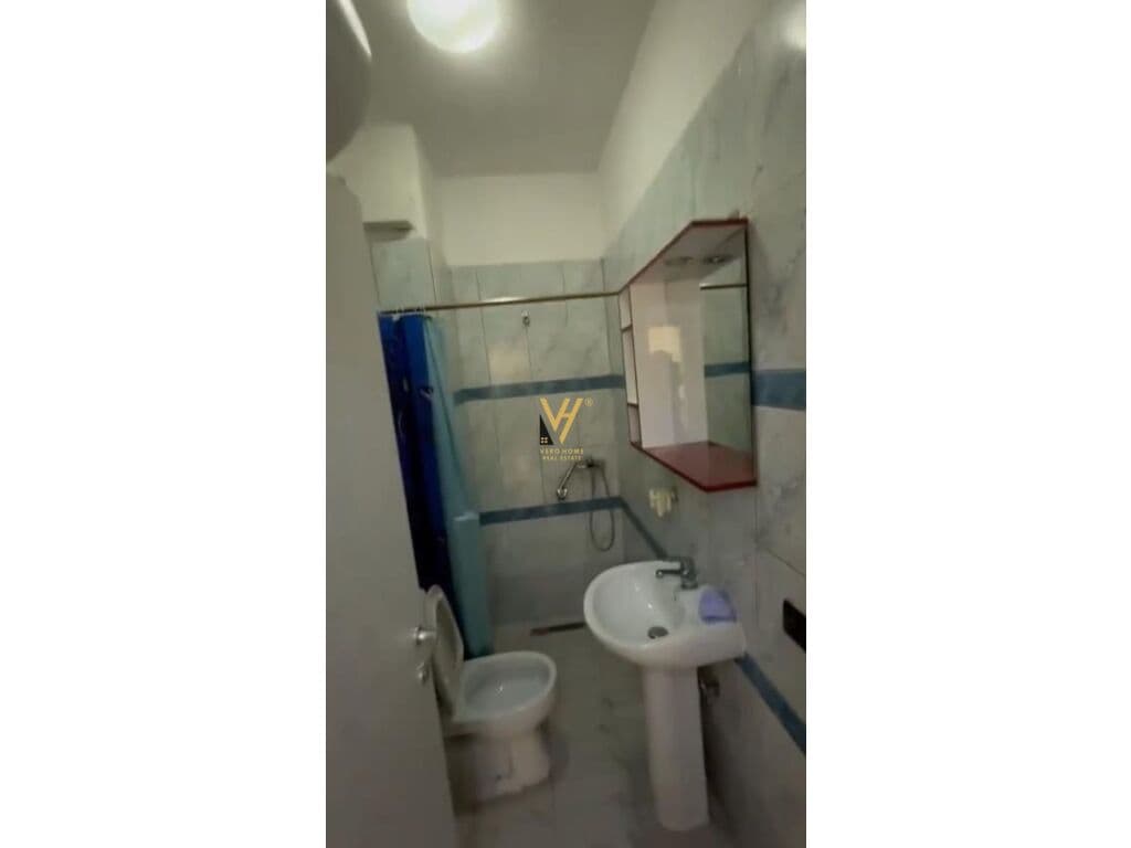 Shitet Apartament 1+1+ballkon te Fresku 50 m2