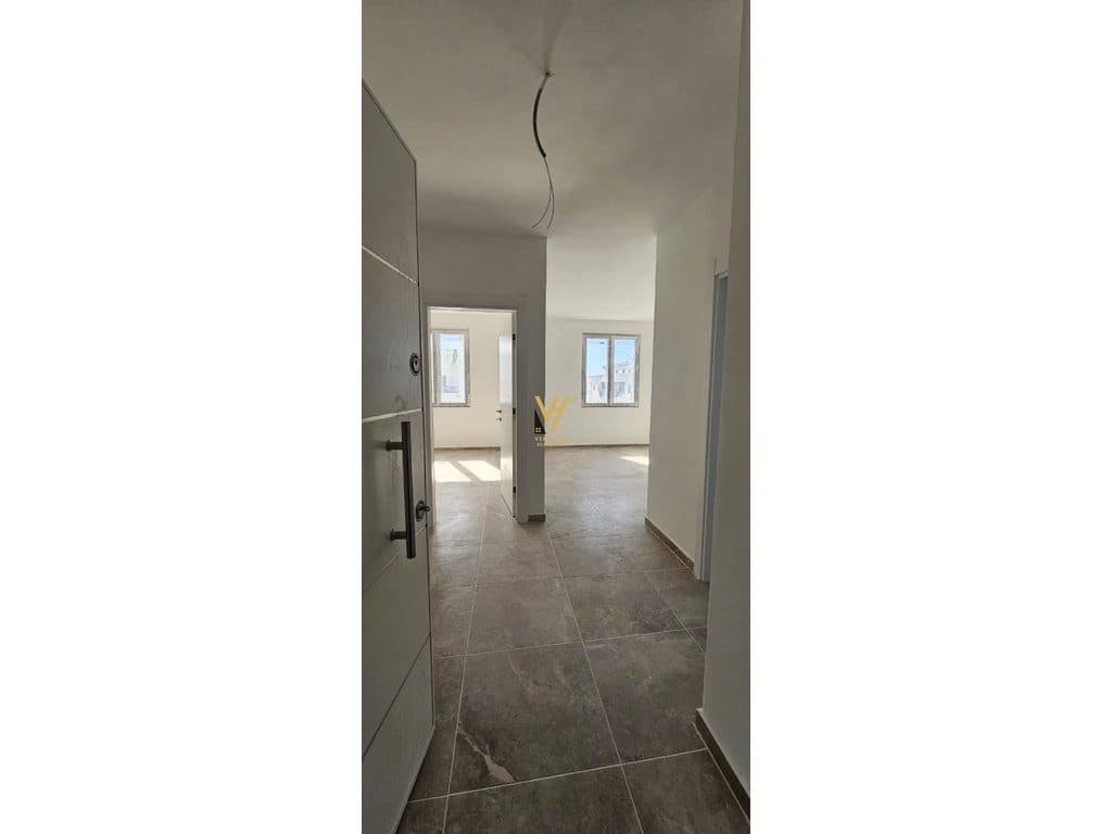 SHITET APARTAMENT 2+1+BLK TE HOTEL FLOWER, GOLEM 111.360 EURO