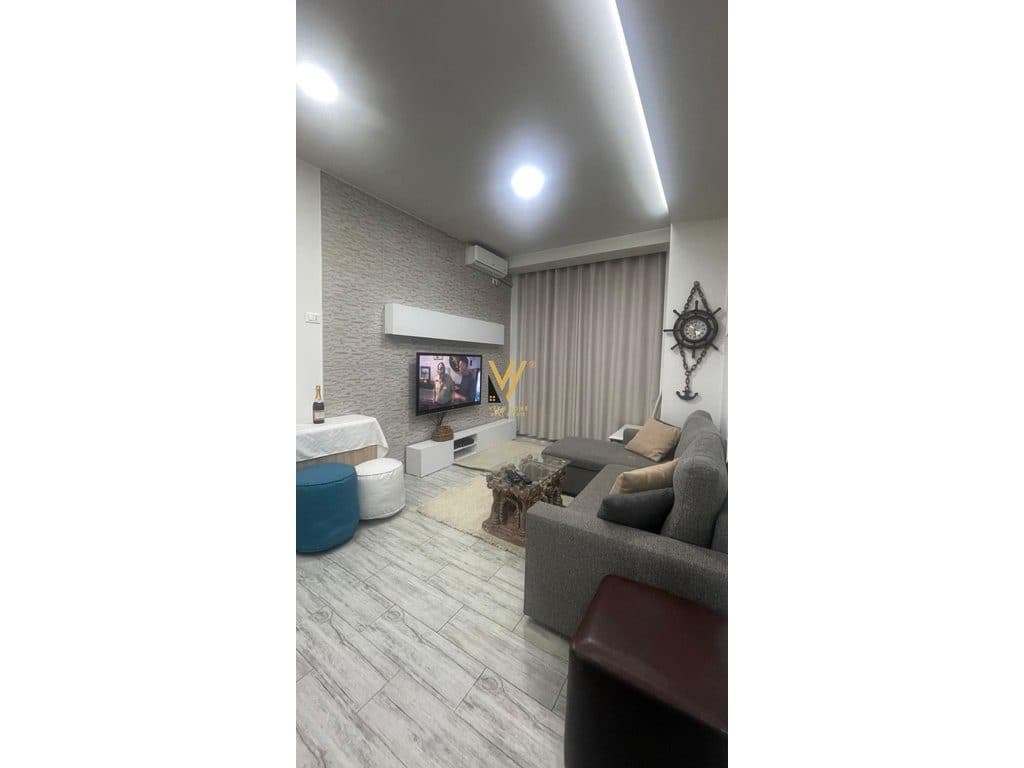 JEPET APARTAMENT 1+1+BLK ME QIRA TE KOMUNA E PARISIT 65.000 LEKE 2