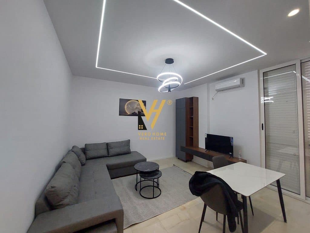 JEPET APARTAMENT 1+1 ME QERA TE KODRA E DIELLIT 50.000 LEKE