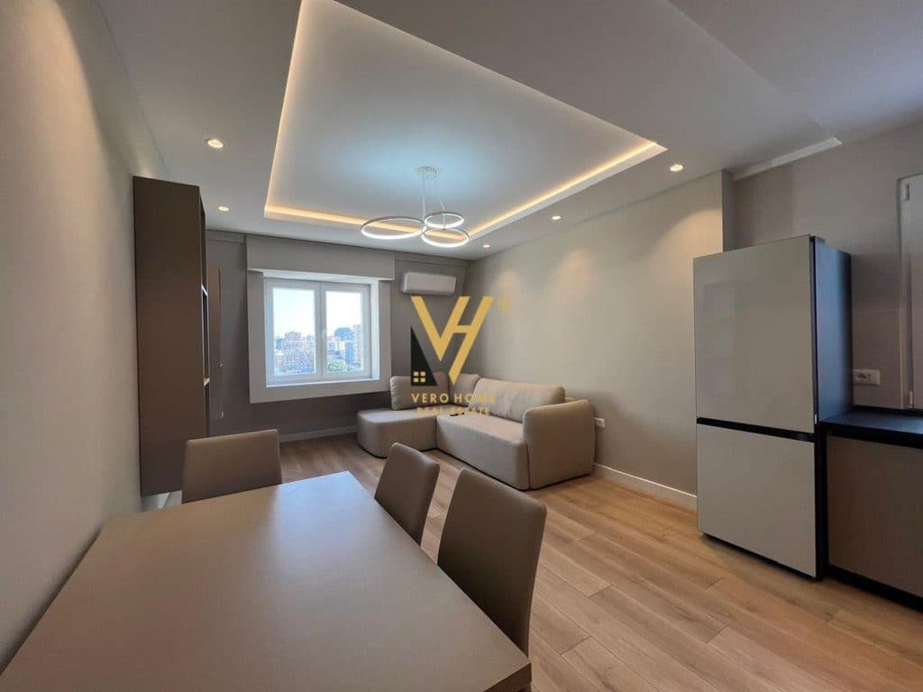 JEPET APARTAMENT 1+1+BLK ME QERA TE STADIUMI DINAMO 750 EURO 2