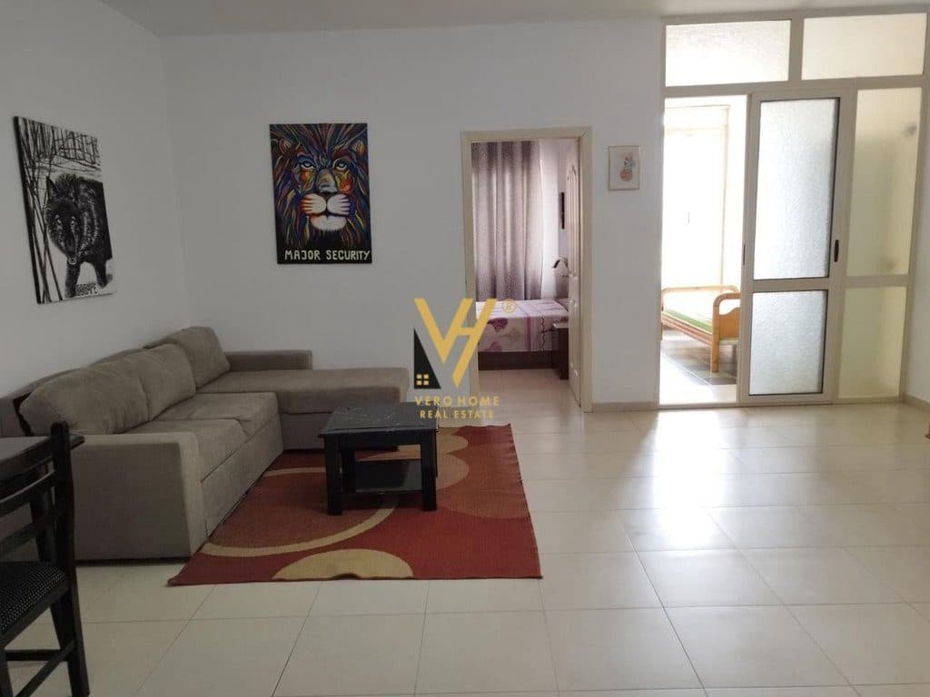 JEPET APARTAMENT 2+1+BLK ME QERA NE YZBERISHT 40.000 LEKE 2
