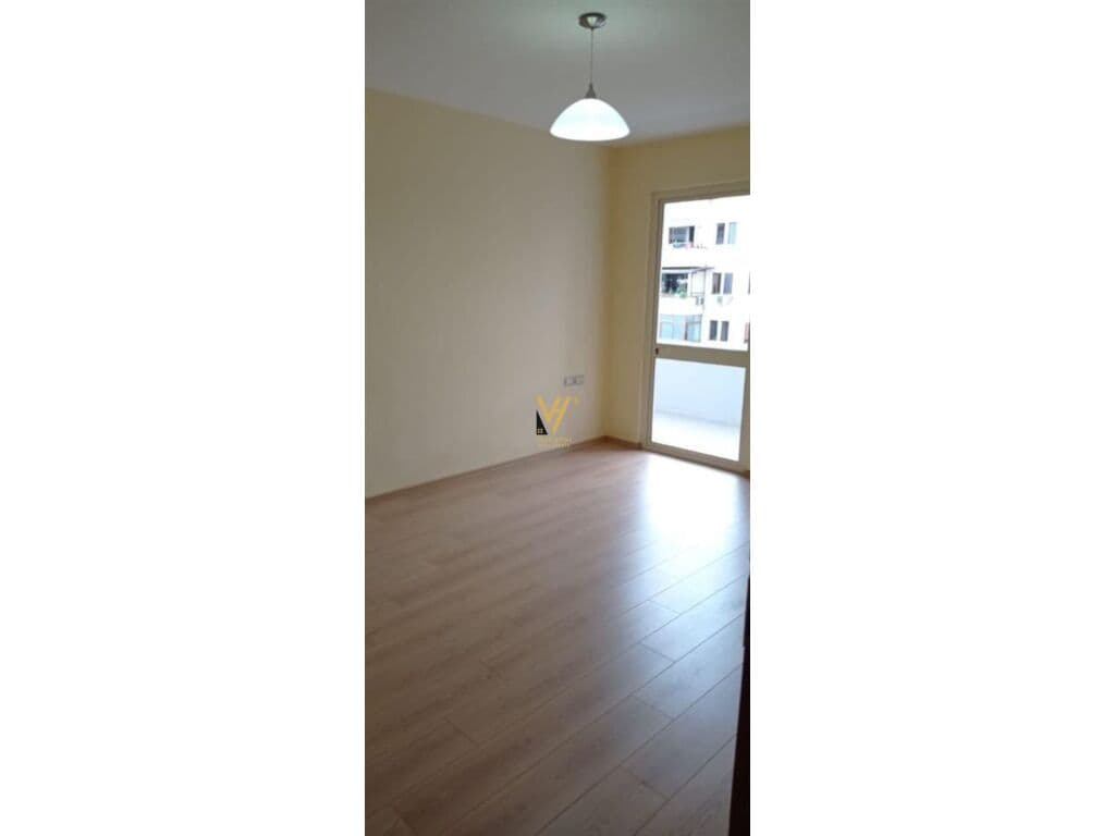Jepet Zyre me qera te Ish Nisharaku 90 m2 2