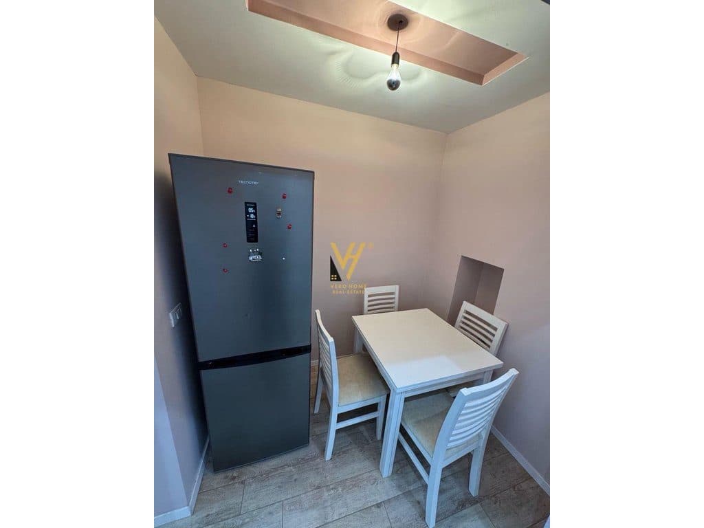 JEPET APARTAMENT 1+1 ME QIRA TE 21 DHJETORI 60.000 LEKE 4