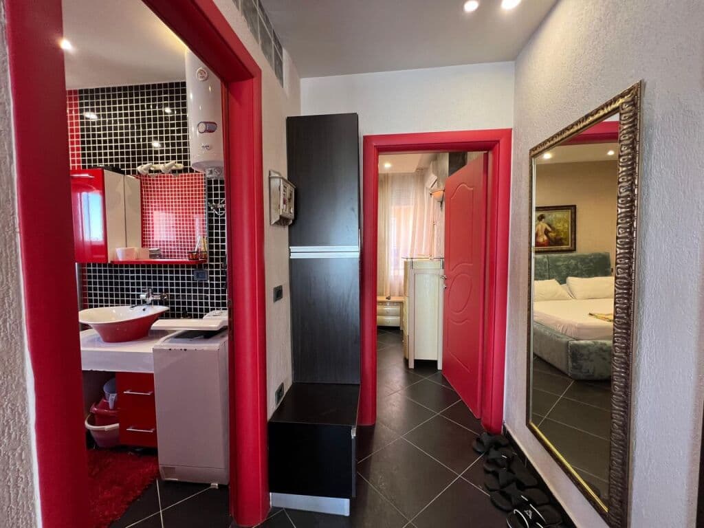 Shitet Apartament 1+1+ballkon ne Durres 66 m2 3