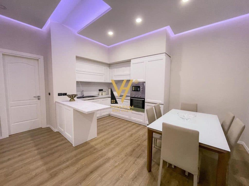 JEPET APARTAMENT 2+1+2+BLK ME QERA TE PAZARI I RI 1.000 EURO 2