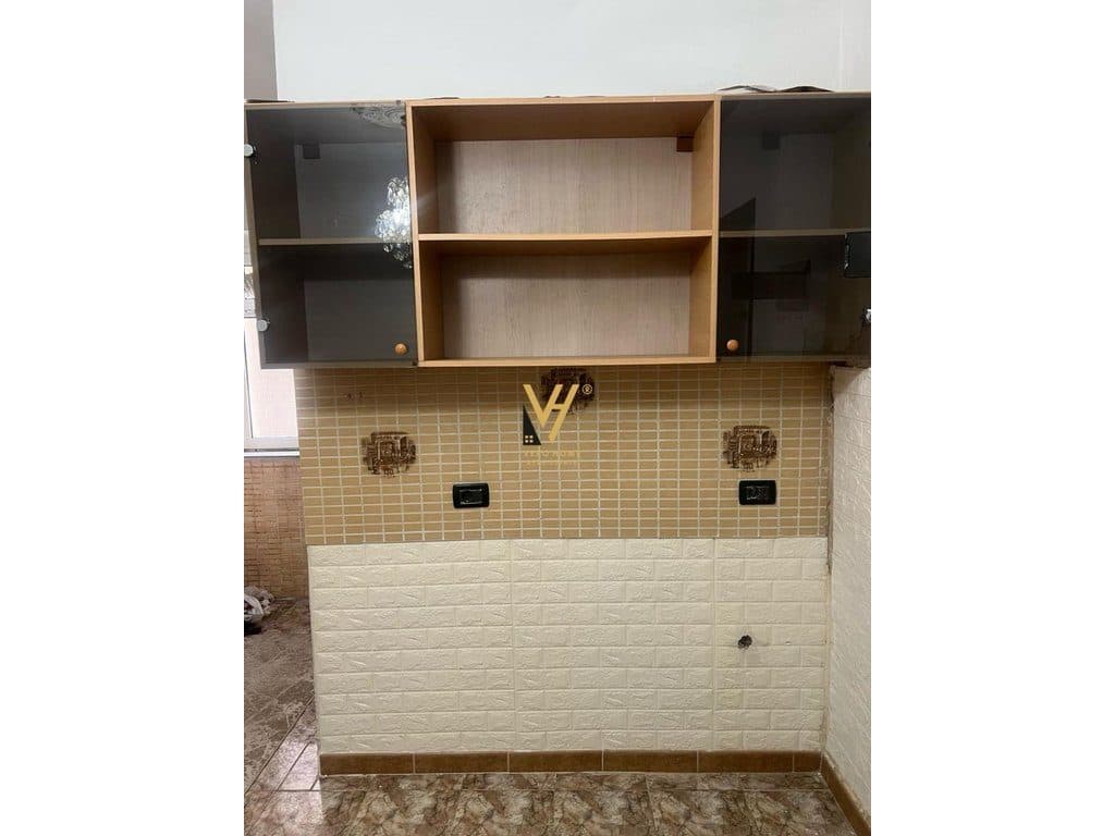 JEPET APARTAMENT 1+1 ME QERA TE RRUGA FORTUZI 45.000 LEKE 4