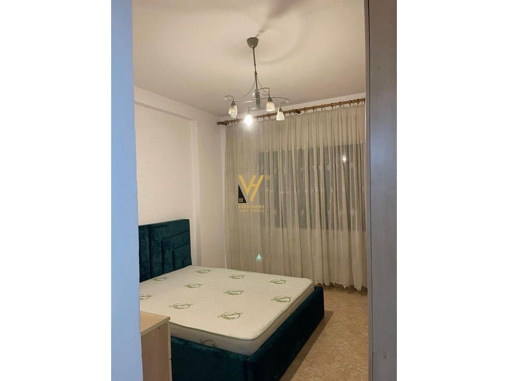 JEPET APARTAMENT 2+1+2+BLK ME QIRA TE KOMUNA E PARISIT 68.000 LEKE 3