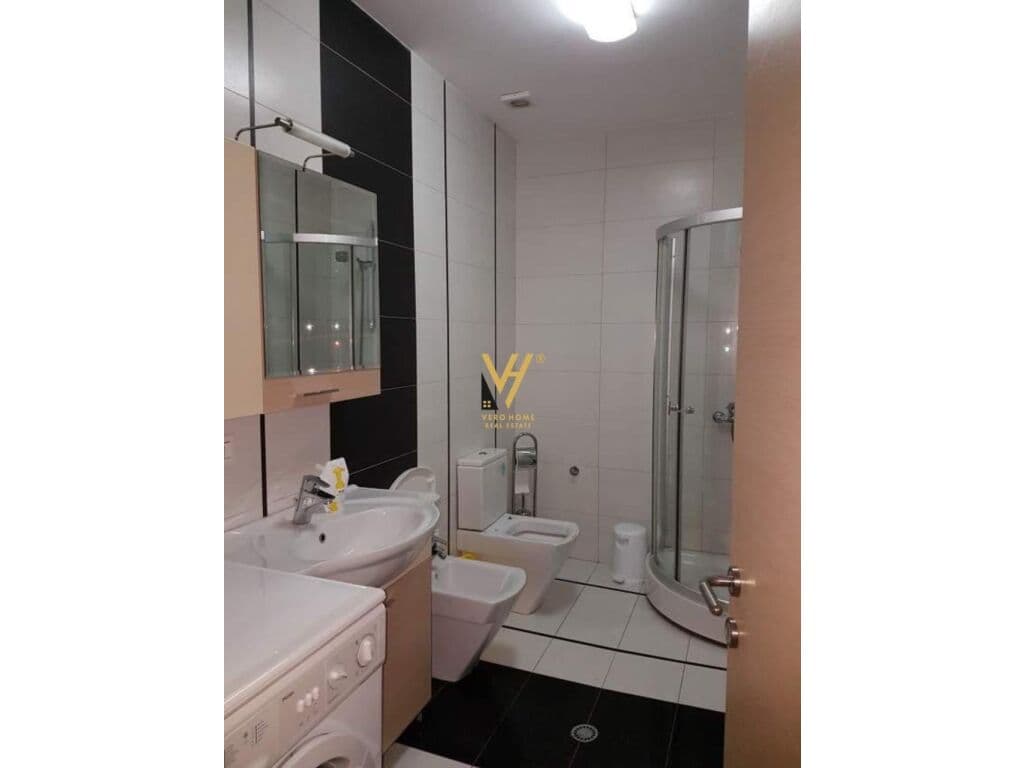 Jepet Apartament 2+1+2 me qera te Rruga e Bogdaneve 127 m2 2