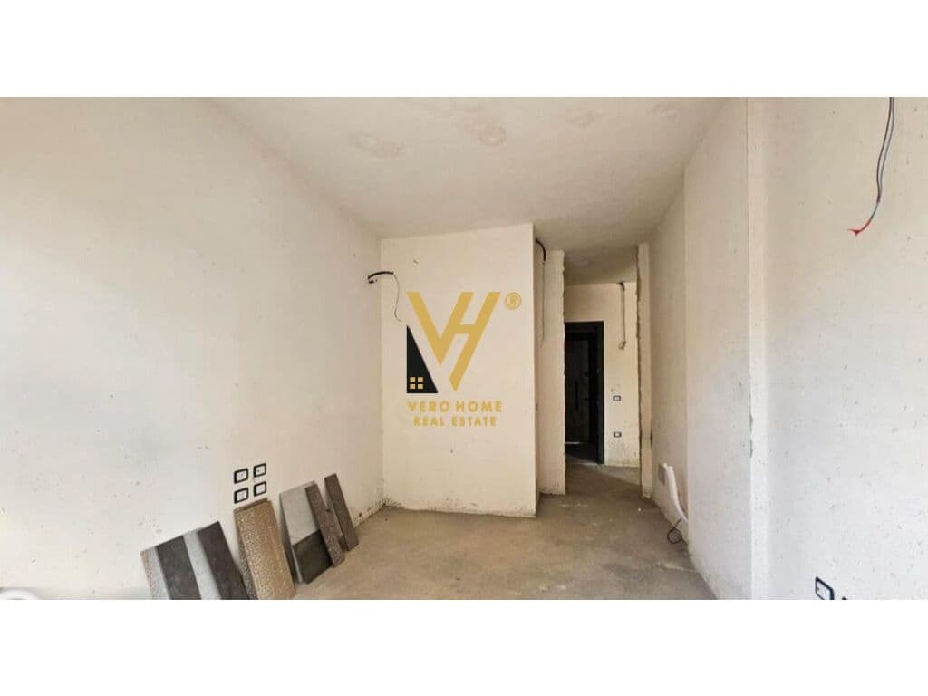 SHITET APARTAMENT 2+1+2 BALLKONE NE QENDER 310.000 EURO