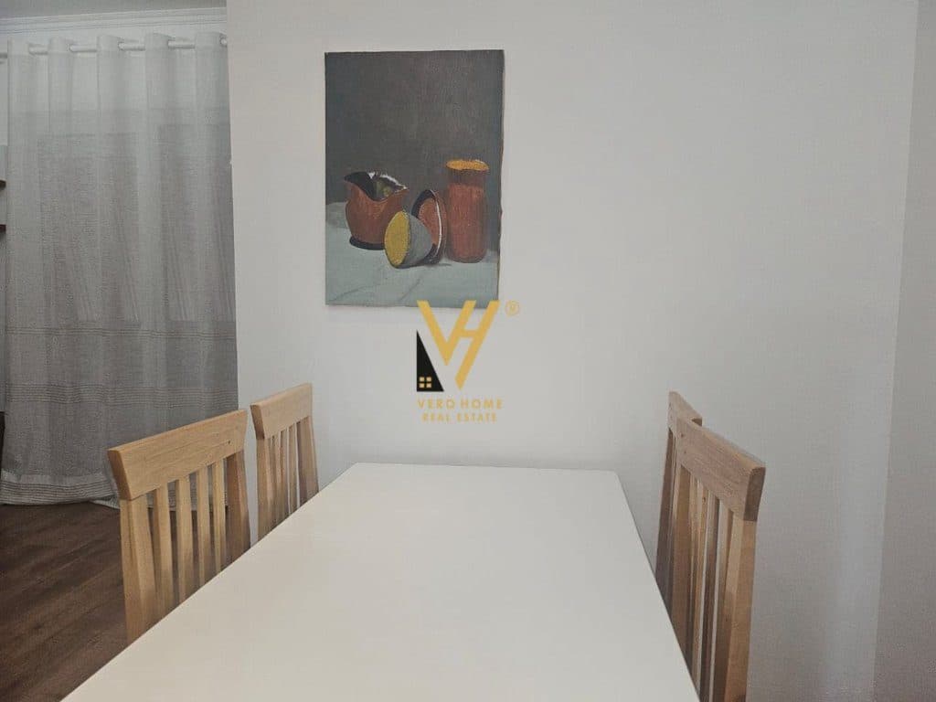 JEPET APARTAMENT 2+1+BLK ME QERA TE KODRA E DIELLIT 700 EURO 3