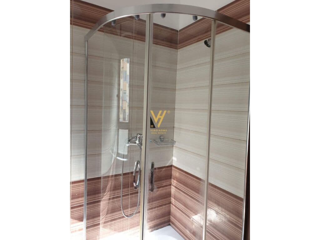JEPET APARTAMENT 1+1+BLK ME QERA TE PALLATI ME SHIGJETA 50.000 LEKE 3