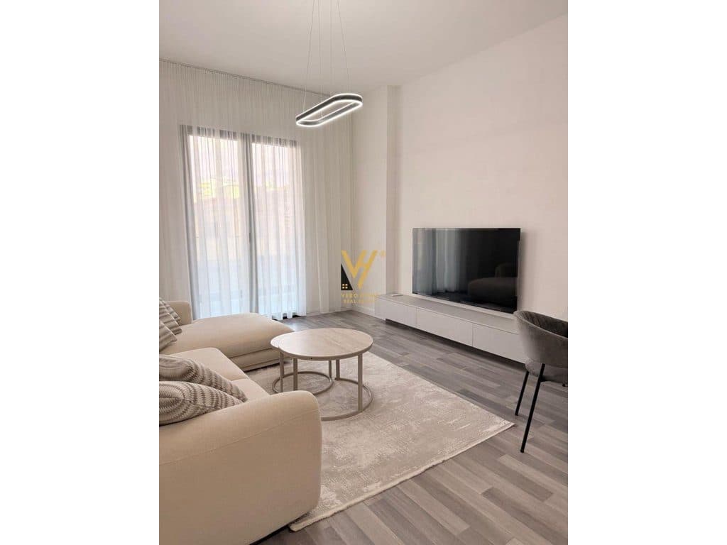JEPET APARTAMENT 1+1+BLK ME QERA NE VASIL SHANTO 75.000 LEKE