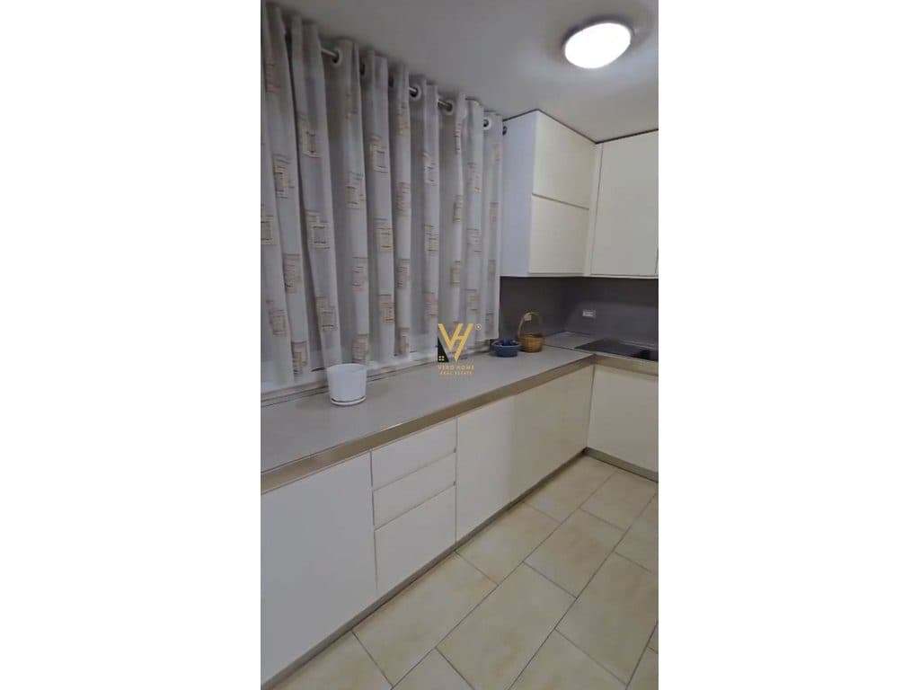 JEPET APARTAMENT 1+1 ME QERA NE VASIL SHANTO 550 EURO 2