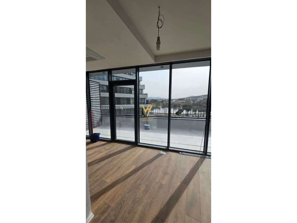 Jepet Zyre me qera te Kompleksi LakeView 140 m2 2