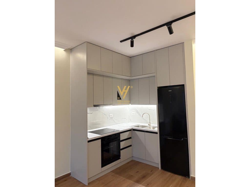 JEPET APARTAMENT 1+1+BLK ME QERA TE AURA,RR.DRITAN HOXHA 550 EURO 3