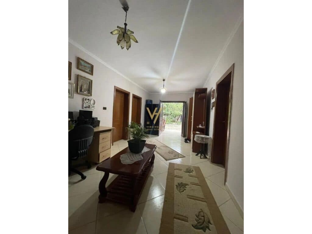 Shitet Shtepi Private dhe Truall ne Sanatorium 135 m2 4