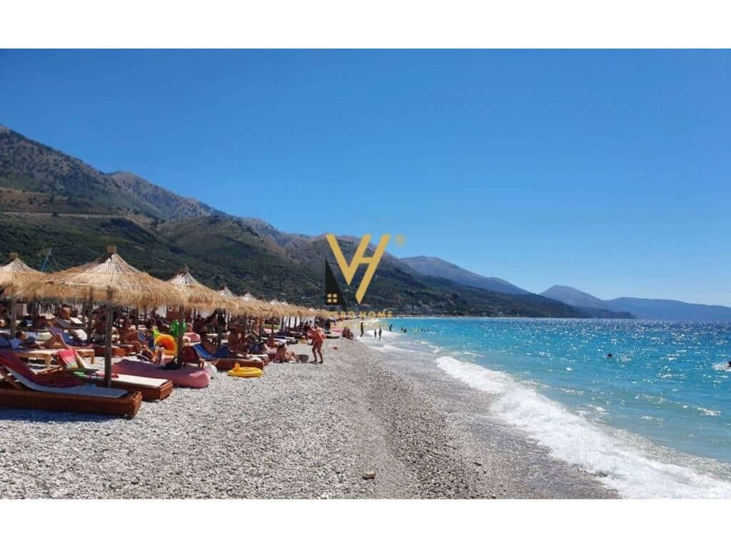 Shitet Toke ne vijen e pare ne Borsh 2.000 m2