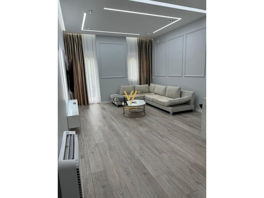 JEPET APARTAMENT 2+1 ME QIRA NE VLORE 90.000 LEKE